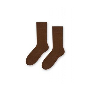 Steven 056 087 hnědé Pánské oblekové ponožky